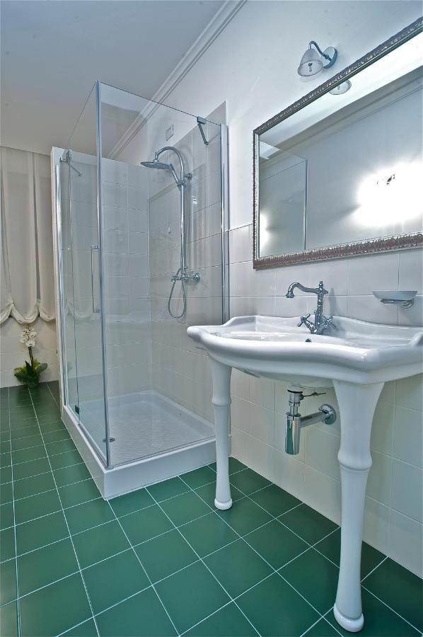 Design Suite Tirano Ngoại thất bức ảnh